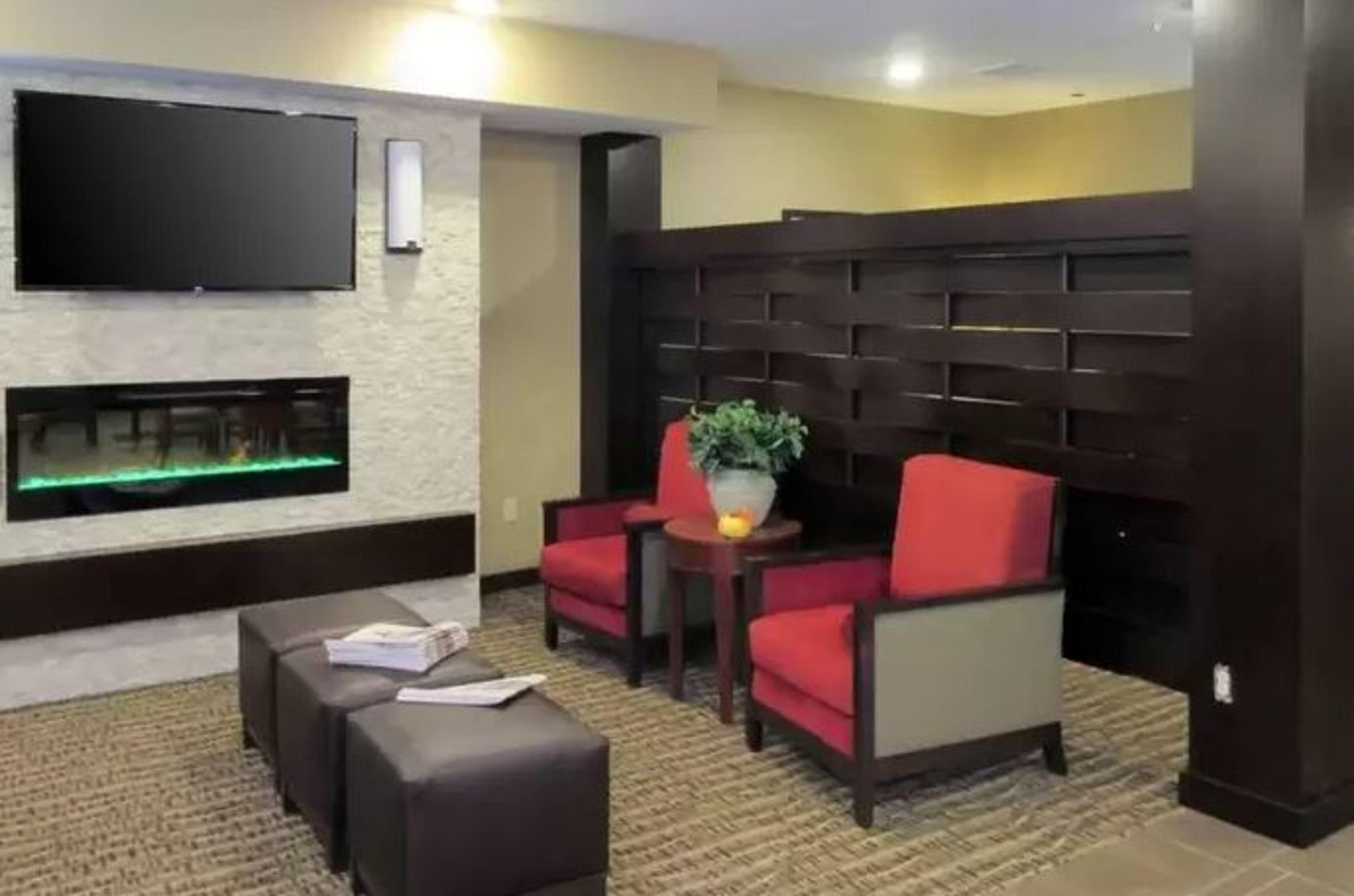 Comfort Inn & Suites Northern Kentucky Wilder Ngoại thất bức ảnh
