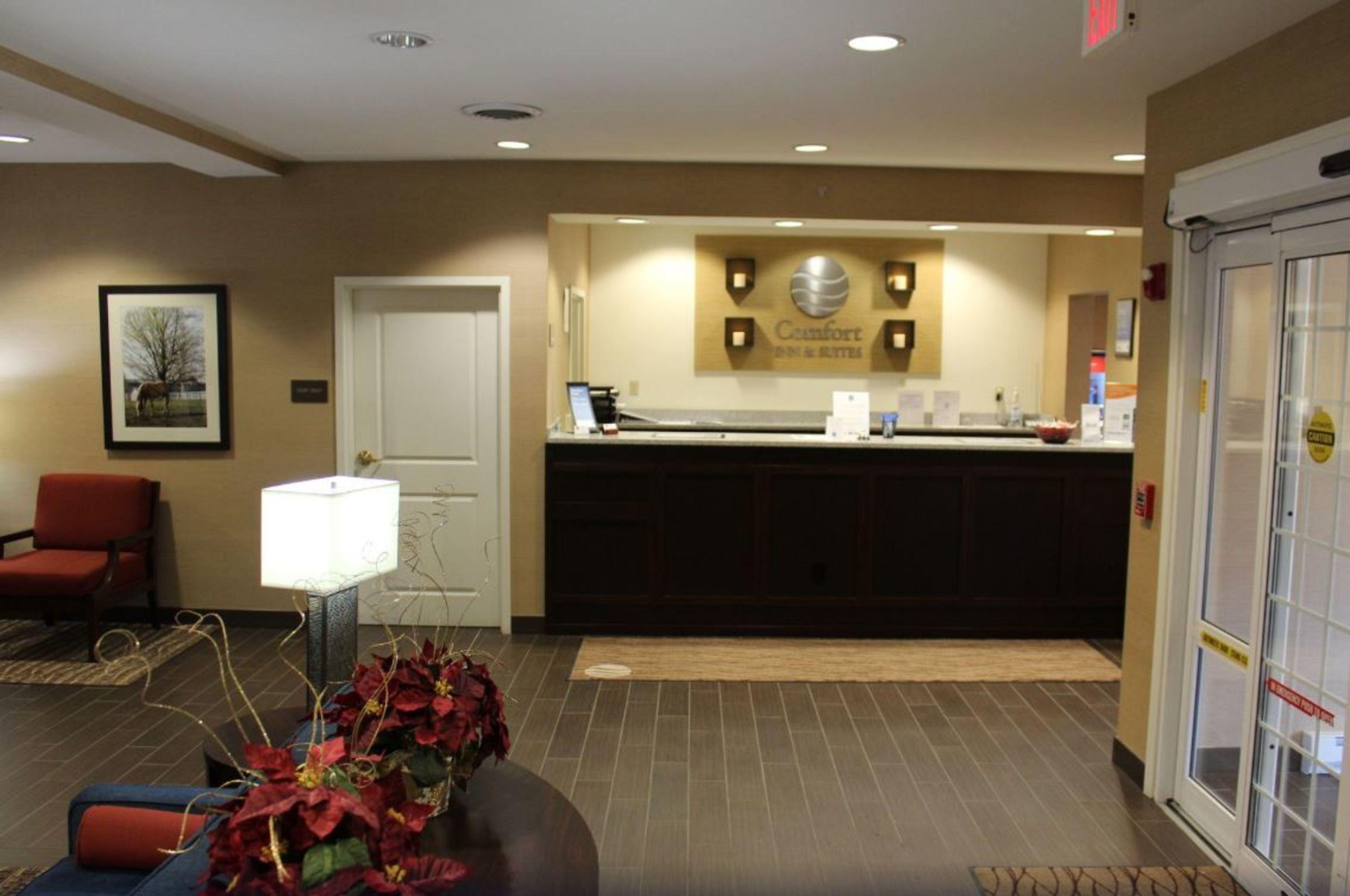 Comfort Inn & Suites Northern Kentucky Wilder Ngoại thất bức ảnh