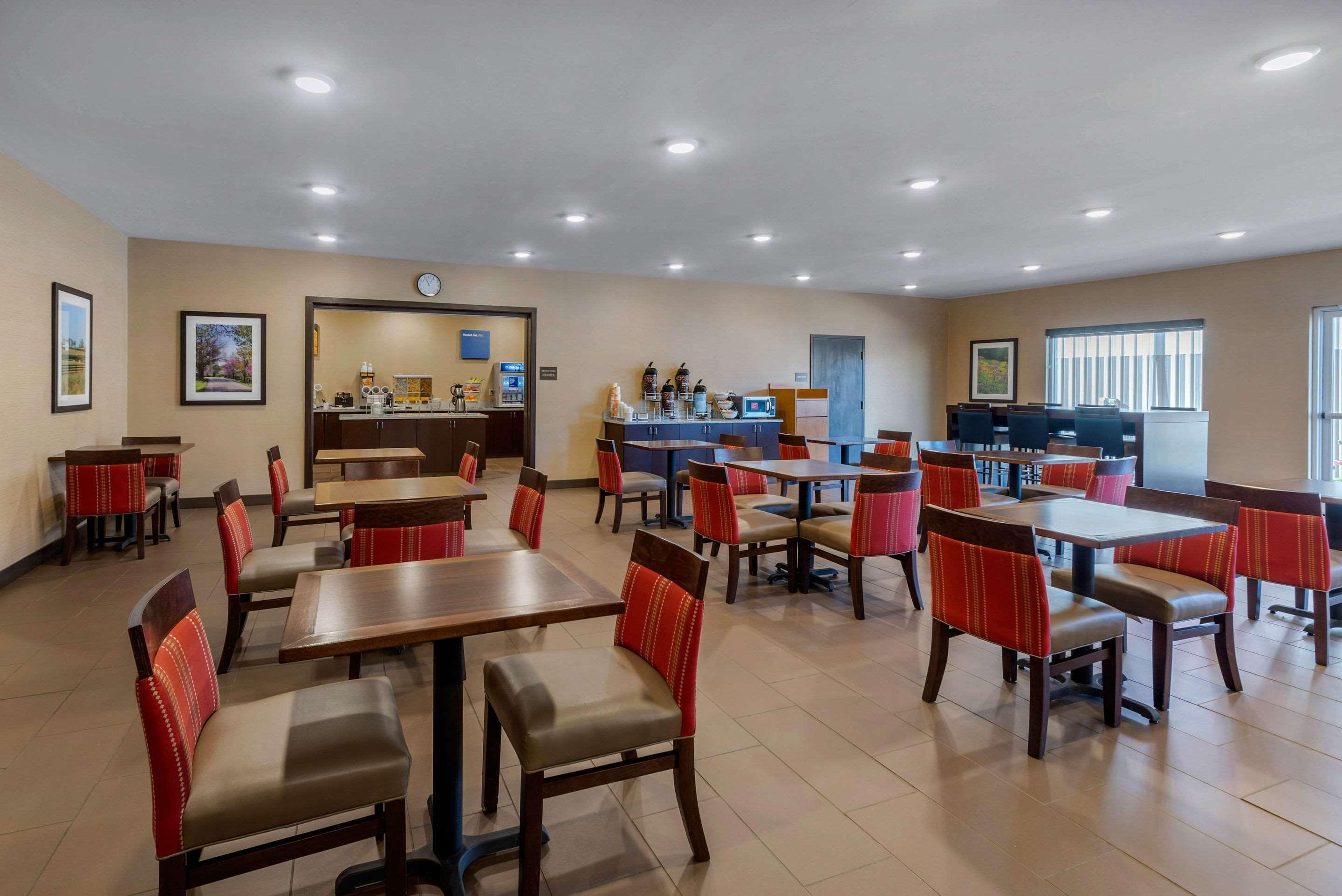 Comfort Inn & Suites Northern Kentucky Wilder Ngoại thất bức ảnh