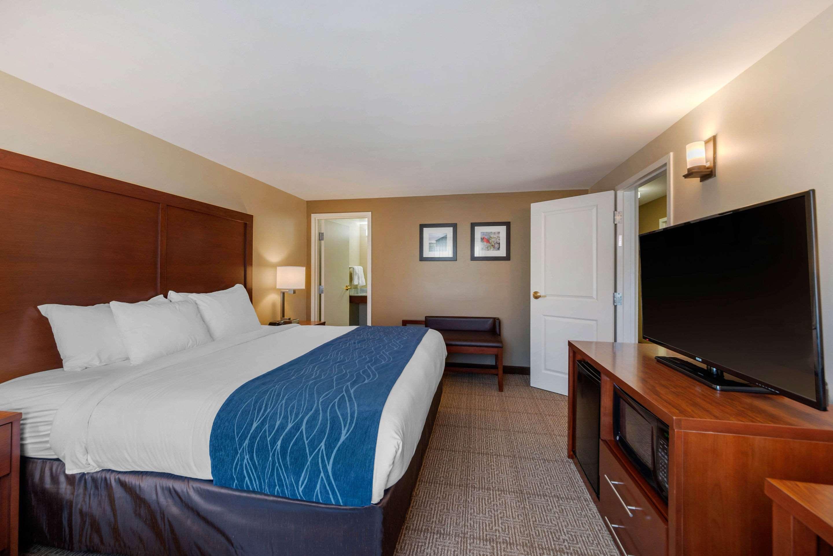 Comfort Inn & Suites Northern Kentucky Wilder Ngoại thất bức ảnh